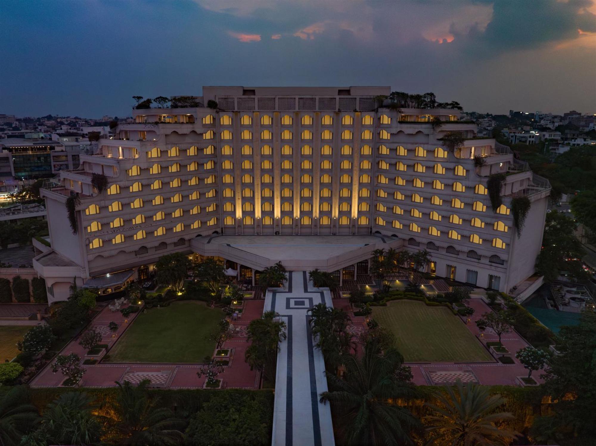 Taj Krishna Hotel Hyderabad Exterior foto